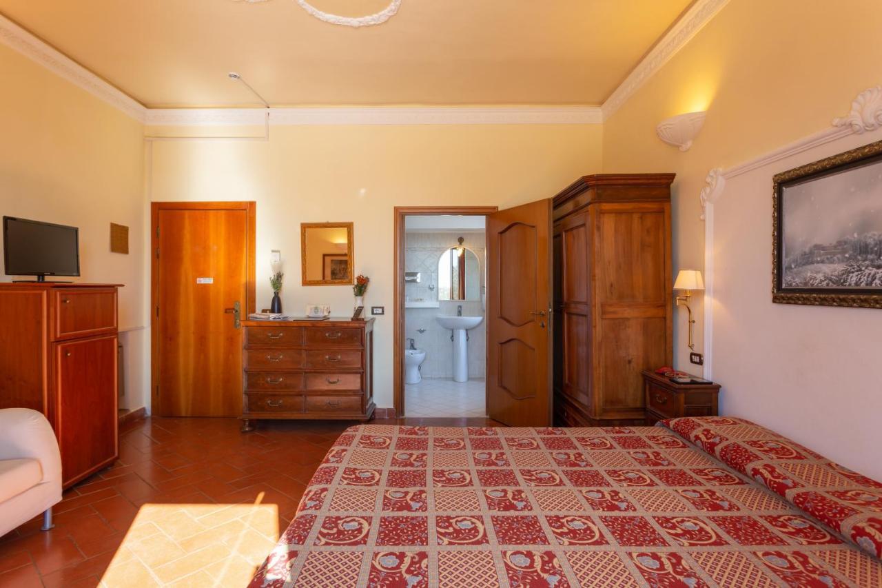 Villa Casafrassi -Only Adults Кастелина ин Шианти Экстерьер фото